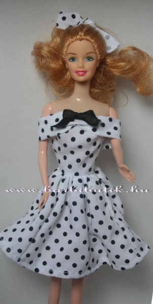 fekete fehér pöttyös barbie ruha
